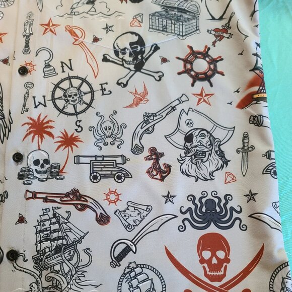 Pirate Print Men's Button Down Shirt NWOT - Picture 3 of 11